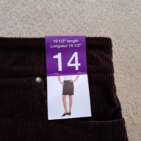 S.C. & Co. Corduroy Skirt Women's Size 14 Pull On Deep Burgandy Cord Skirt - Picture 4 of 8